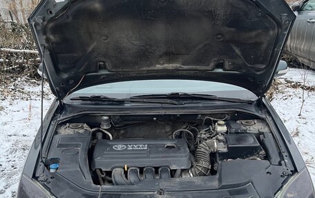 Toyota Avensis III рестайлинг, 2006 год, 920 000 рублей, 14 фотография