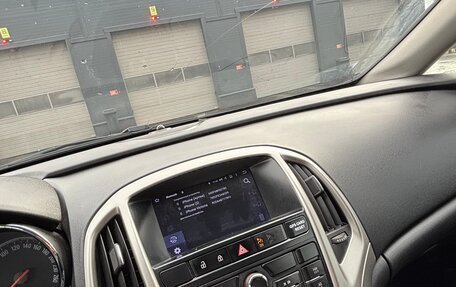 Opel Astra J, 2011 год, 700 000 рублей, 7 фотография