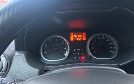 Renault Duster I рестайлинг, 2013 год, 900 000 рублей, 3 фотография