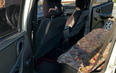 Chevrolet Niva I рестайлинг, 2011 год, 630 000 рублей, 8 фотография