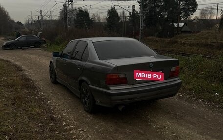 BMW 3 серия, 1992 год, 300 000 рублей, 4 фотография