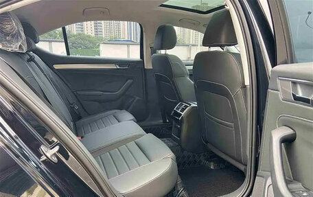 Skoda Superb III рестайлинг, 2022 год, 2 350 000 рублей, 15 фотография