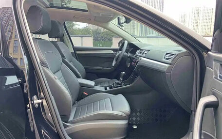 Skoda Superb III рестайлинг, 2022 год, 2 350 000 рублей, 13 фотография