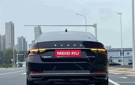 Skoda Superb III рестайлинг, 2022 год, 2 350 000 рублей, 6 фотография