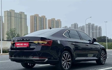 Skoda Superb III рестайлинг, 2022 год, 2 350 000 рублей, 7 фотография