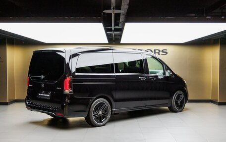 Mercedes-Benz V-Класс, 2025 год, 14 980 000 рублей, 3 фотография