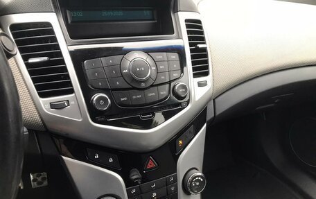 Chevrolet Cruze II, 2011 год, 669 000 рублей, 12 фотография