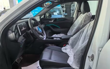 Volkswagen Tiguan, 2025 год, 4 485 000 рублей, 11 фотография