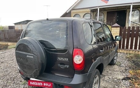 Chevrolet Niva I рестайлинг, 2017 год, 650 000 рублей, 11 фотография