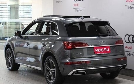 Audi Q5, 2021 год, 3 575 000 рублей, 2 фотография
