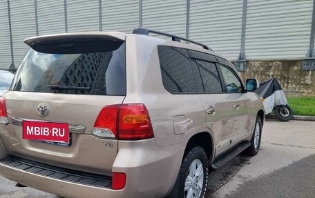 Toyota Land Cruiser 200, 2012 год, 3 799 000 рублей, 5 фотография