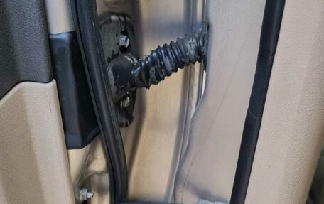 Toyota Land Cruiser 200, 2012 год, 3 799 000 рублей, 22 фотография