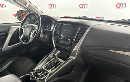 Mitsubishi Pajero Sport III рестайлинг, 2019 год, 2 899 000 рублей, 12 фотография