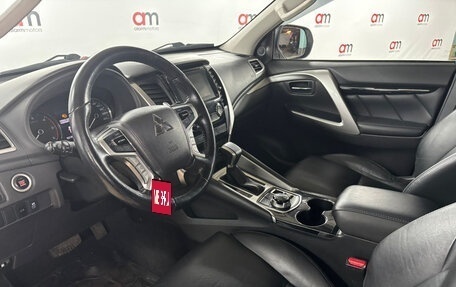 Mitsubishi Pajero Sport III рестайлинг, 2019 год, 2 899 000 рублей, 10 фотография