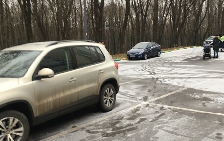 Volkswagen Tiguan I, 2012 год, 1 499 000 рублей, 18 фотография