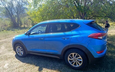 Hyundai Tucson III, 2016 год, 1 850 000 рублей, 2 фотография