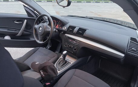 BMW 1 серия, 2009 год, 860 000 рублей, 11 фотография