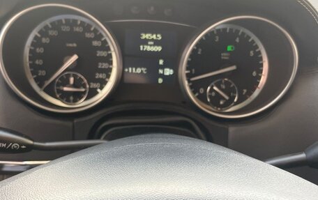 Mercedes-Benz M-Класс, 2011 год, 1 400 000 рублей, 29 фотография