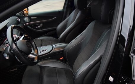 Mercedes-Benz E-Класс, 2021 год, 5 999 999 рублей, 6 фотография