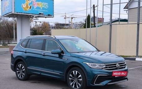Volkswagen Tiguan II, 2021 год, 4 850 000 рублей, 3 фотография