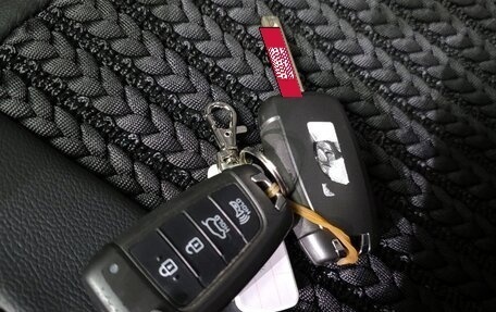 Hyundai Kona I, 2021 год, 1 650 000 рублей, 5 фотография