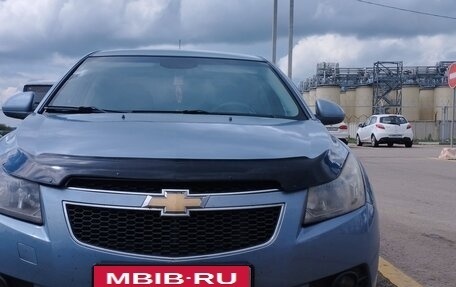 Chevrolet Cruze II, 2010 год, 550 000 рублей, 2 фотография