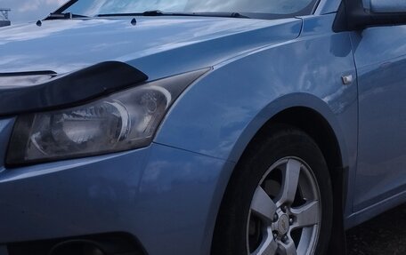 Chevrolet Cruze II, 2010 год, 550 000 рублей, 6 фотография