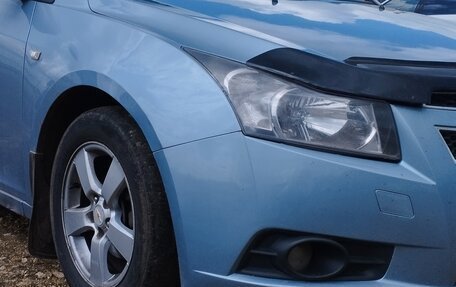 Chevrolet Cruze II, 2010 год, 550 000 рублей, 5 фотография