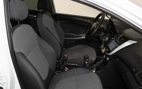 Hyundai Solaris II рестайлинг, 2013 год, 592 000 рублей, 7 фотография