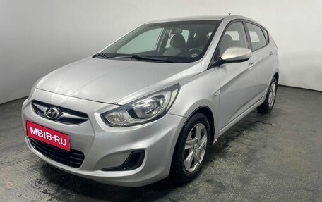 Hyundai Solaris II рестайлинг, 2011 год, 500 000 рублей, 1 фотография