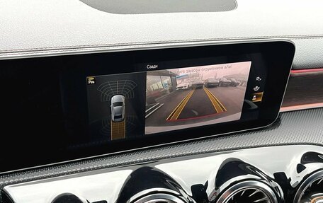 Mercedes-Benz A-Класс, 2019 год, 2 500 000 рублей, 20 фотография