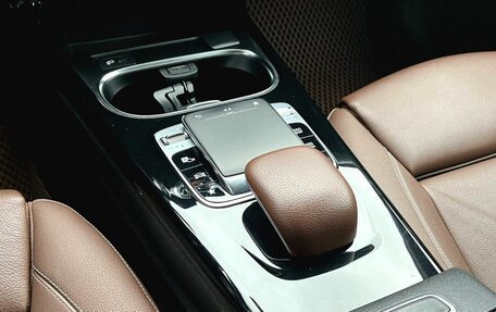 Mercedes-Benz A-Класс, 2019 год, 2 500 000 рублей, 23 фотография