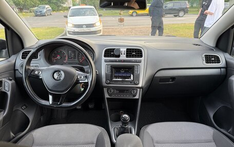 Volkswagen Polo VI (EU Market), 2016 год, 1 100 000 рублей, 13 фотография