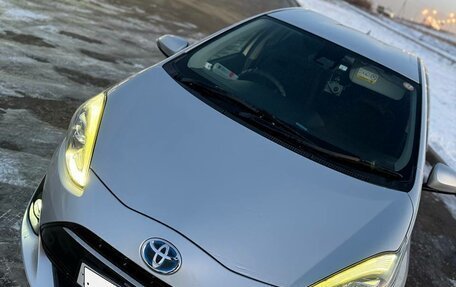 Toyota Aqua I, 2018 год, 1 060 000 рублей, 8 фотография