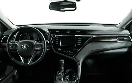 Toyota Camry, 2020 год, 2 799 898 рублей, 13 фотография