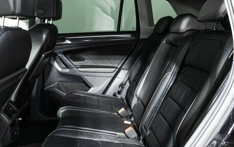 Volkswagen Tiguan II, 2017 год, 2 799 898 рублей, 10 фотография