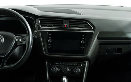 Volkswagen Tiguan II, 2017 год, 2 799 898 рублей, 14 фотография