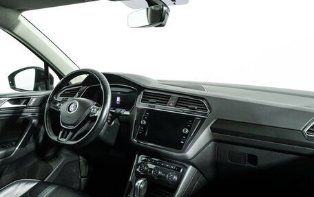 Volkswagen Tiguan II, 2017 год, 2 799 898 рублей, 9 фотография