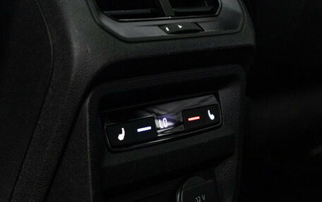 Volkswagen Tiguan II, 2017 год, 2 799 898 рублей, 21 фотография