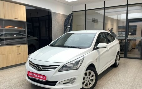 Hyundai Solaris II рестайлинг, 2015 год, 1 150 000 рублей, 1 фотография