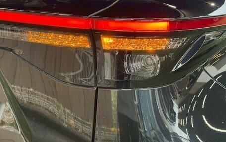 Toyota Yaris Cross, 2022 год, 2 150 000 рублей, 11 фотография