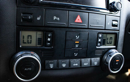 Volkswagen Touareg III, 2008 год, 1 099 000 рублей, 18 фотография