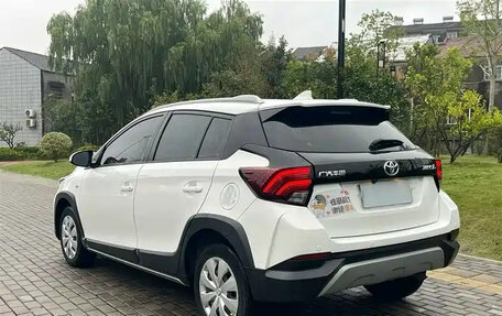 Toyota Yaris XP150 рестайлинг, 2022 год, 954 555 рублей, 5 фотография