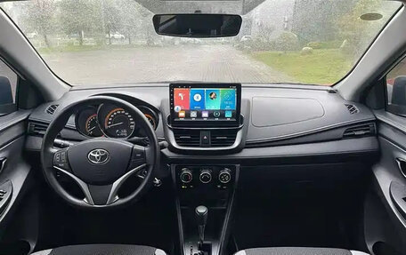 Toyota Yaris XP150 рестайлинг, 2022 год, 954 555 рублей, 8 фотография