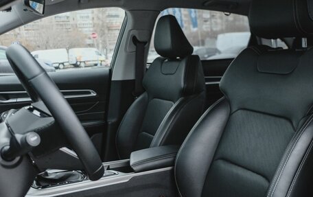 Geely Emgrand, 2024 год, 2 295 000 рублей, 16 фотография