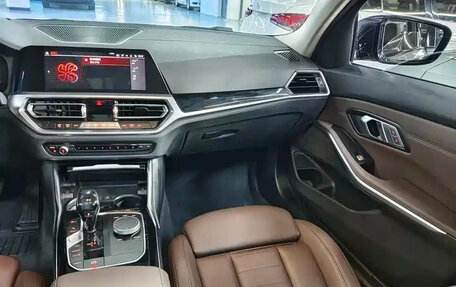 BMW 3 серия, 2022 год, 2 623 555 рублей, 12 фотография