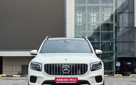 Mercedes-Benz GLB, 2022 год, 1 834 555 рублей, 2 фотография