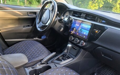 Toyota Corolla, 2015 год, 1 390 000 рублей, 9 фотография