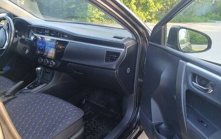 Toyota Corolla, 2015 год, 1 390 000 рублей, 11 фотография