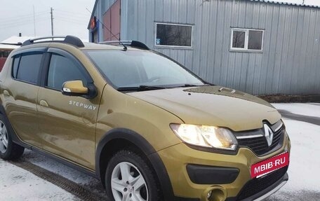 Renault Sandero II рестайлинг, 2016 год, 780 000 рублей, 2 фотография